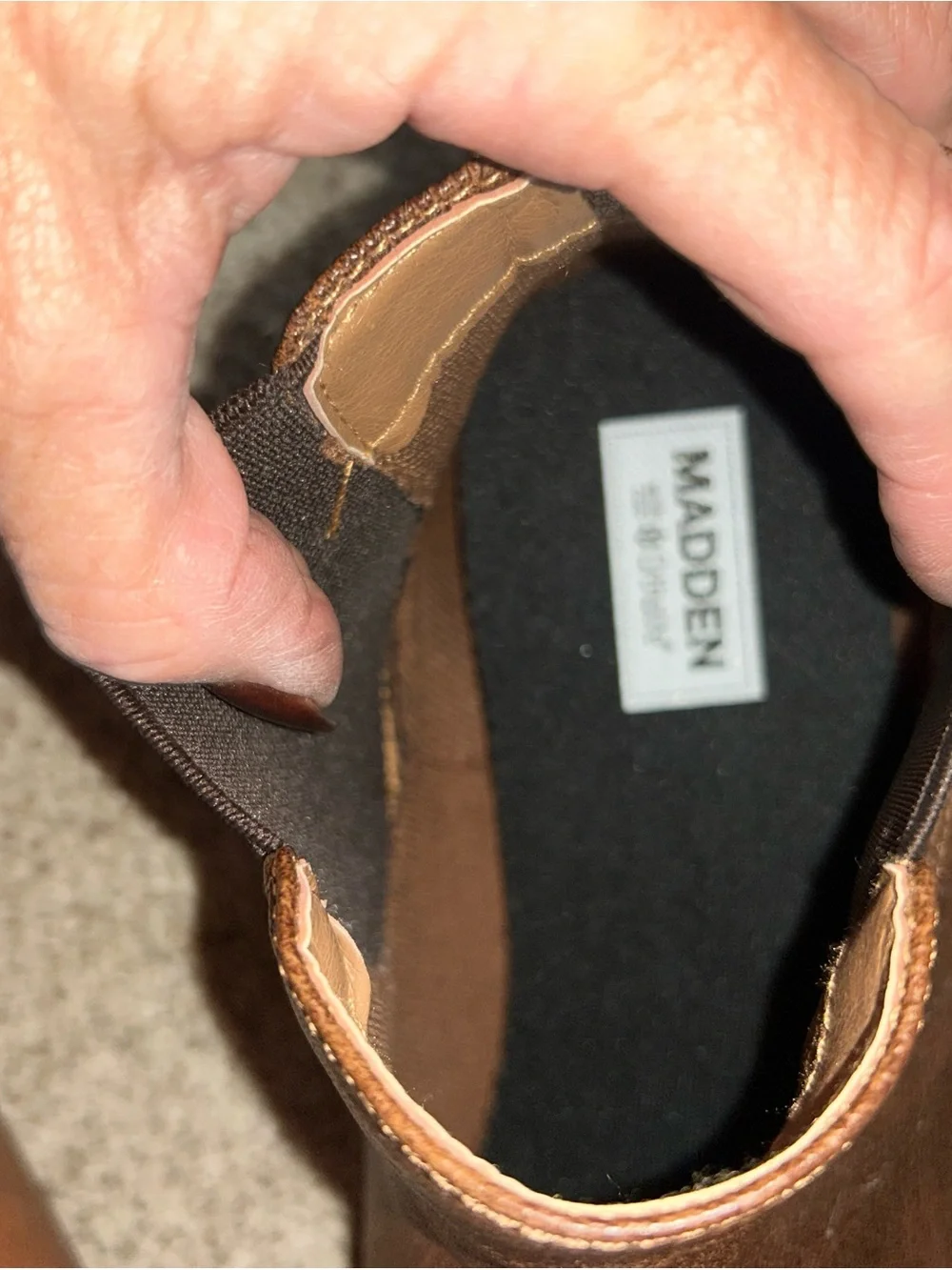 NEW Steve Madden for Buckle Gralin Chelsea Boot in Brown Sz 9